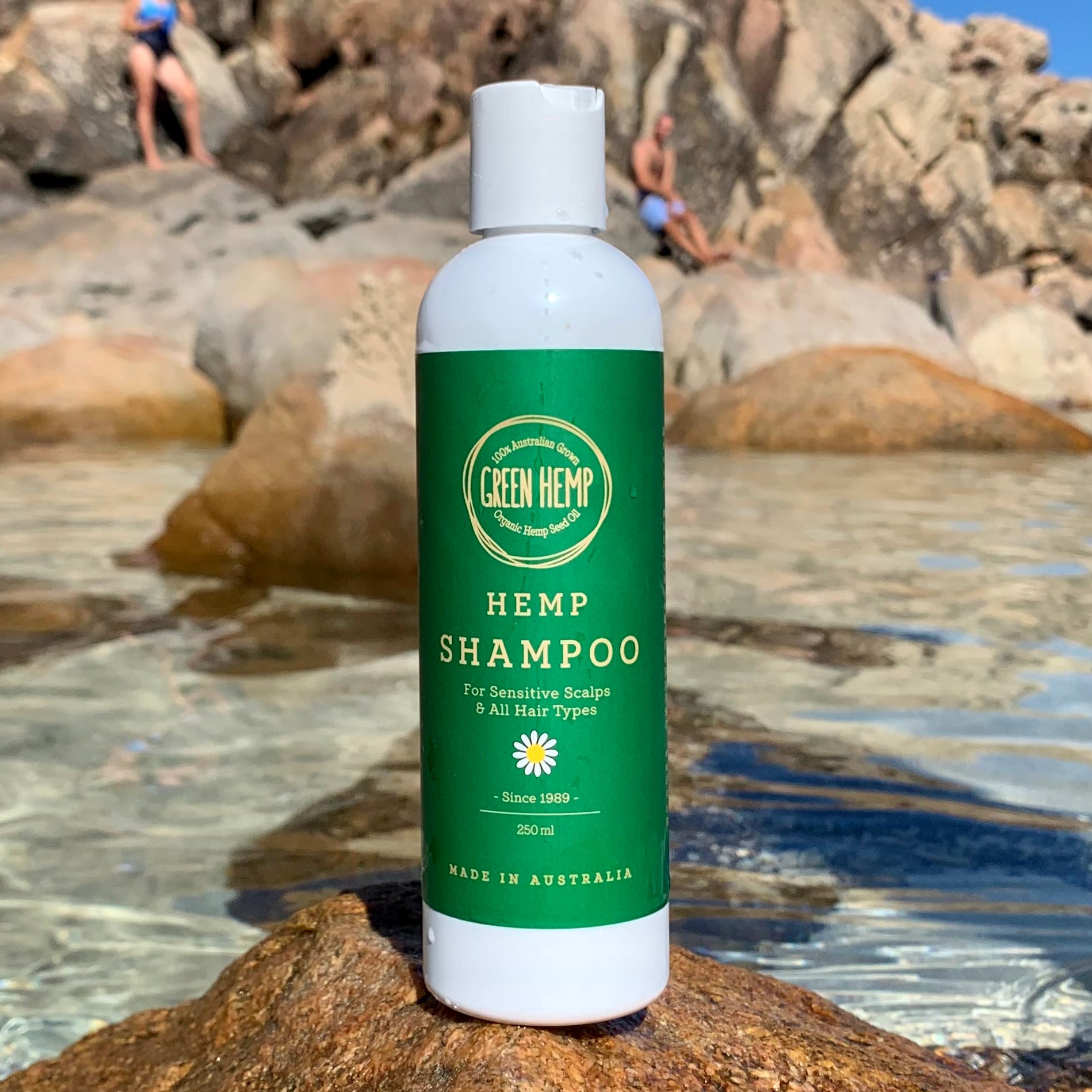 Green Hemp Shampoo for sentitive scalps & all hair types 250 ml